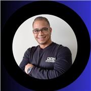 Se imparte clases a niños de todas las edad, conociendo desde lo básico, hasta poder entablar conversación